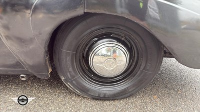 Lot 774 - 1953 DAIMLER