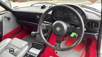 Lot 707 - 1989 ALFA ROMEO SPIDER