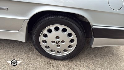 Lot 707 - 1989 ALFA ROMEO SPIDER