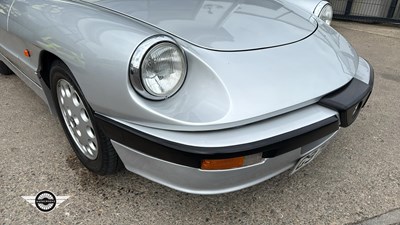 Lot 707 - 1989 ALFA ROMEO SPIDER