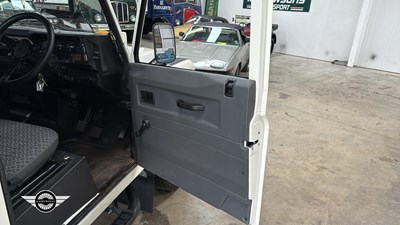 Lot 830 - 1989 LAND ROVER 90 4C REG DT DIESEL