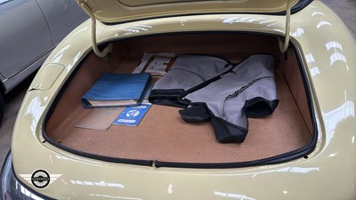 Lot 776 - 1972 JAGUAR 2+2 E TYPE