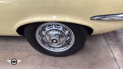 Lot 776 - 1972 JAGUAR 2+2 E TYPE