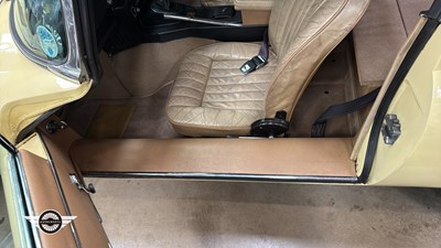 Lot 776 - 1972 JAGUAR 2+2 E TYPE