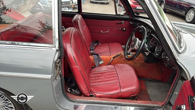 Lot 840 - 1967 MG B GT