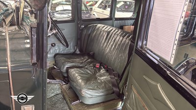 Lot 880 - 1933 WOLSELEY HORNET SIX LIGHT SALOON