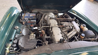 Lot 57 - 1967 MERCEDES 230