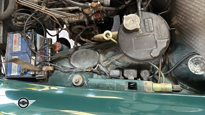 Lot 57 - 1967 MERCEDES 230