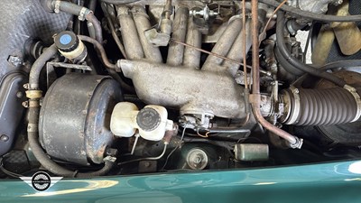 Lot 57 - 1967 MERCEDES 230