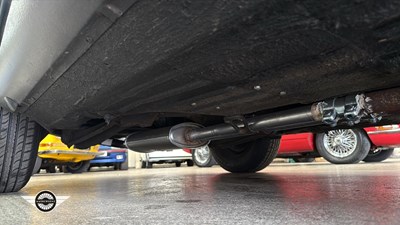 Lot 57 - 1967 MERCEDES 230