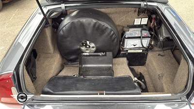 Lot 886 - 1985 JAGUAR XJS HE AUTO