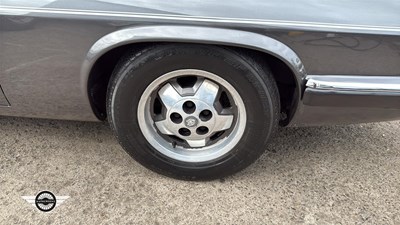 Lot 886 - 1985 JAGUAR XJS HE AUTO
