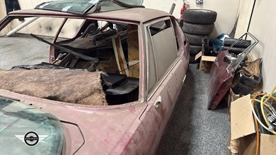 Lot 826 - 1972 JENSEN INTERCEPTOR III AUTO