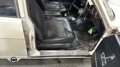Lot 899 - 1968 FORD ZEPHYR V4