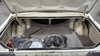 Lot 899 - 1968 FORD ZEPHYR V4