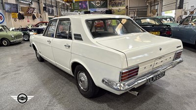 Lot 899 - 1968 FORD ZEPHYR V4