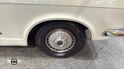 Lot 899 - 1968 FORD ZEPHYR V4