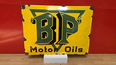 Lot 55 - BP MOTOR OIL ENAMEL SIGN 16" X 12"