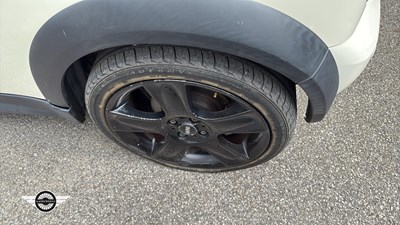 Lot 812 - 2006 MINI MINI COOPER S