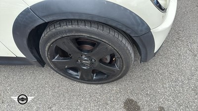 Lot 812 - 2006 MINI MINI COOPER S