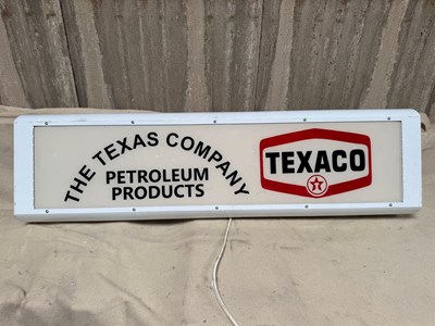 Lot 97 - TEXACO LIGHT UP SIGN 50" x 14"
