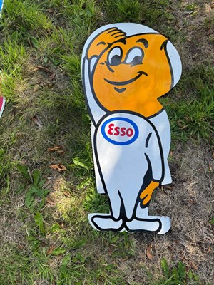 Lot 711 - LARGE MR DRIP SIGN 39" X 19"
