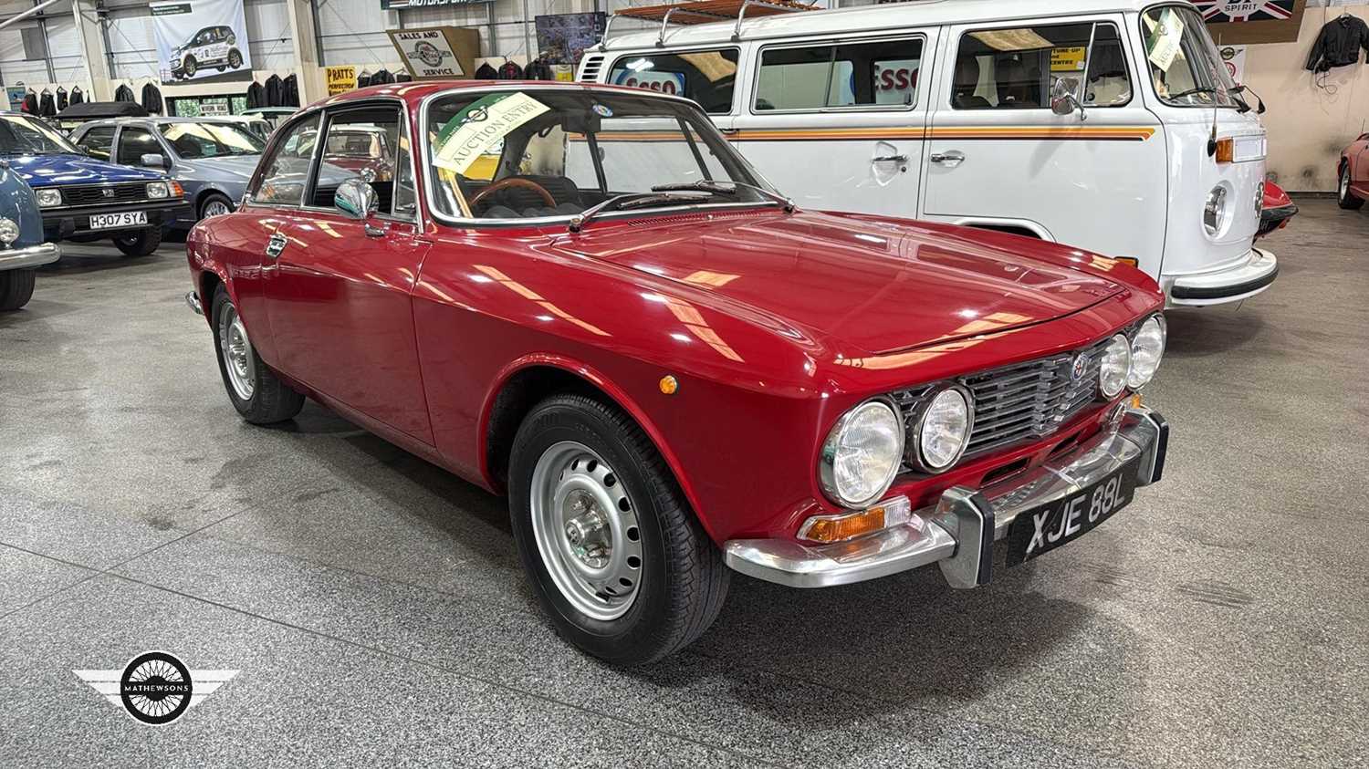 Lot 528 - 1973 ALFA ROMEO 2000 GT VELOCE