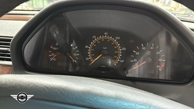 Lot 748 - 1994 MERCEDES C180 AUTO