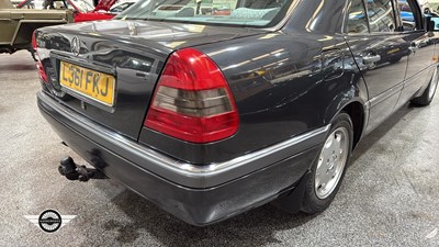 Lot 748 - 1994 MERCEDES C180 AUTO
