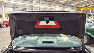 Lot 748 - 1994 MERCEDES C180 AUTO