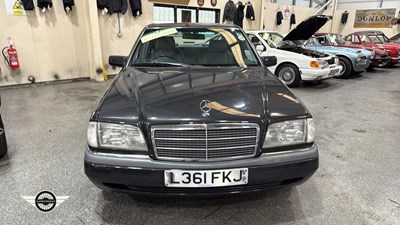 Lot 748 - 1994 MERCEDES C180 AUTO