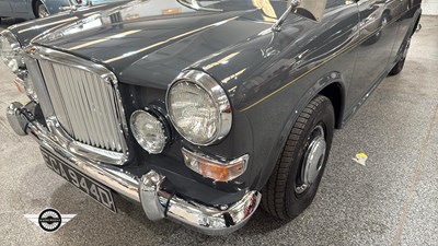 Lot 622 - 1966 VANDEN PLAS 1100 PRINCESS