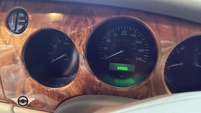 Lot 143 - 1998 JAGUAR XK8 COUPE AUTO