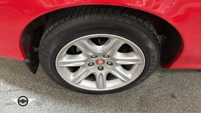 Lot 143 - 1998 JAGUAR XK8 COUPE AUTO