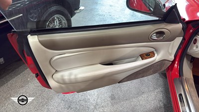 Lot 143 - 1998 JAGUAR XK8 COUPE AUTO