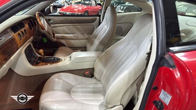Lot 143 - 1998 JAGUAR XK8 COUPE AUTO