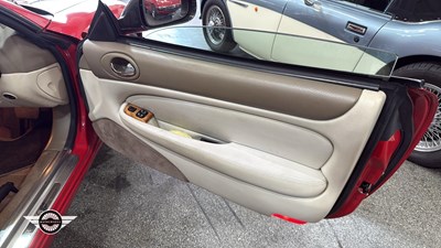 Lot 143 - 1998 JAGUAR XK8 COUPE AUTO
