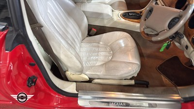 Lot 143 - 1998 JAGUAR XK8 COUPE AUTO