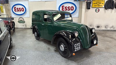 Lot 235 - 1953 MORRIS