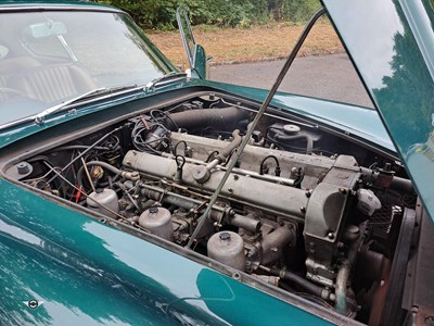 Lot 11 - 1971 ASTON MARTIN DB6