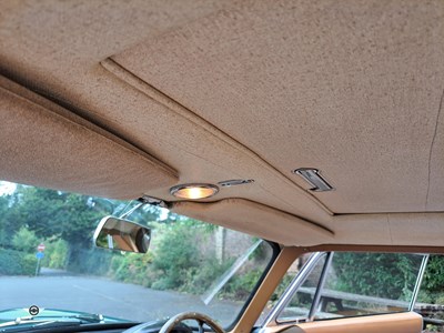 Lot 11 - 1971 ASTON MARTIN DB6