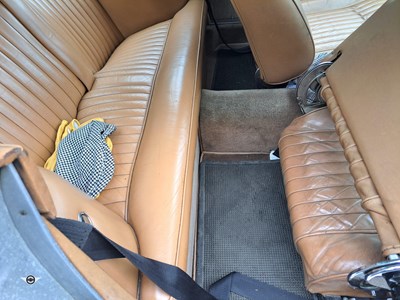 Lot 11 - 1971 ASTON MARTIN DB6