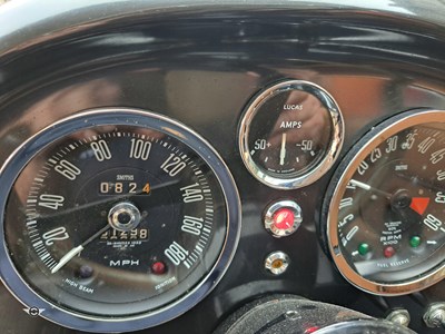 Lot 11 - 1971 ASTON MARTIN DB6