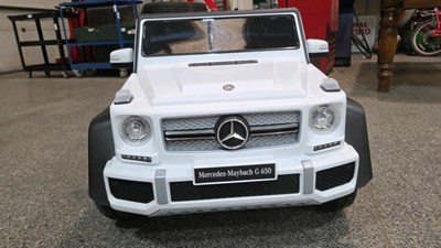 Lot 344 - MERCEDES MAYBACH G650 CHILDS ELECTRIC CAR