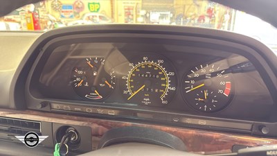 Lot 244 - 1989 MERCEDES 500 SEL AUTO
