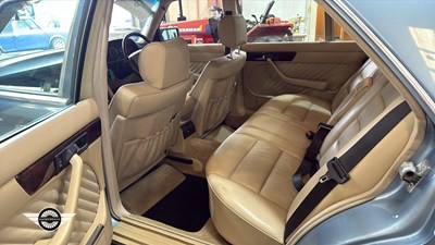 Lot 244 - 1989 MERCEDES 500 SEL AUTO