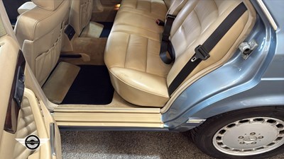 Lot 244 - 1989 MERCEDES 500 SEL AUTO