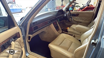 Lot 244 - 1989 MERCEDES 500 SEL AUTO