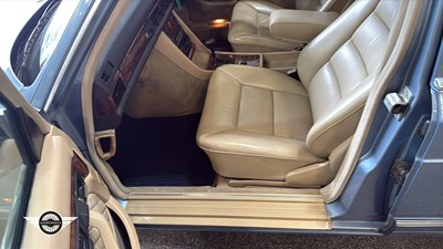Lot 244 - 1989 MERCEDES 500 SEL AUTO