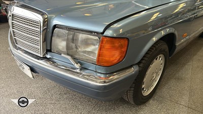 Lot 244 - 1989 MERCEDES 500 SEL AUTO